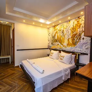  Hostel Legjenda Albánie
