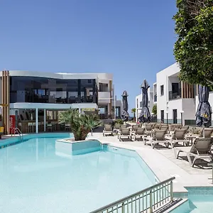 מלון דירות Golden Bay Boutique & Kokkini Hani