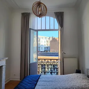 https://brussels-bed-blockchain-chambres-privees-avec-salle-de.brusselshotelsbook.com