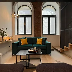 Fesh Lofts Apartahotel